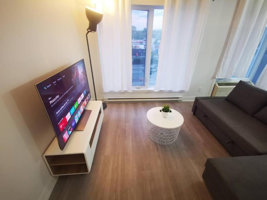 Lovely Studio In Longueuil, Near Downtown Montreal Διαμέρισμα Εξωτερικό φωτογραφία