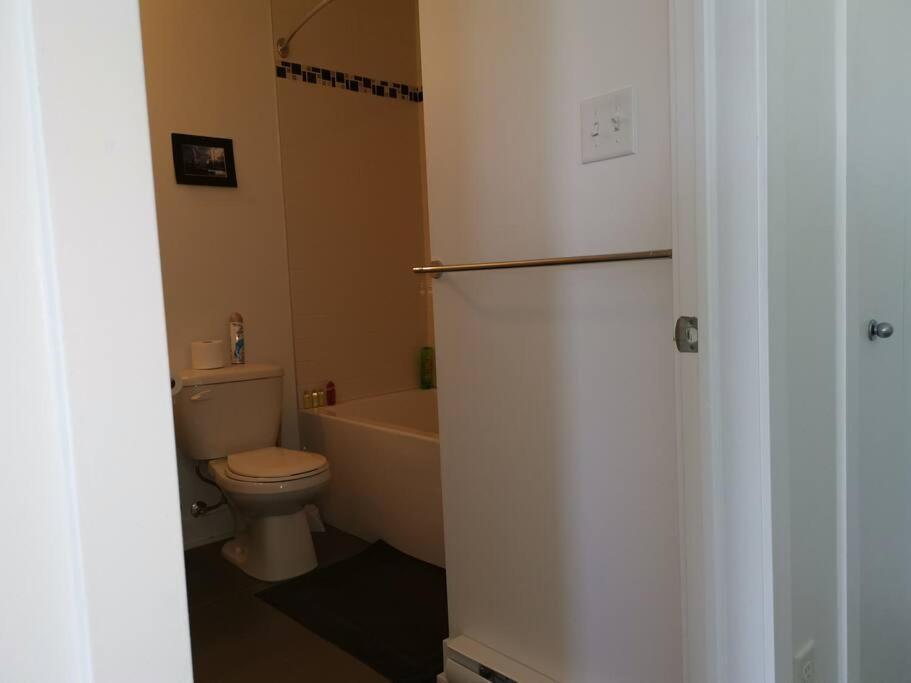 Lovely Studio In Longueuil, Near Downtown Montreal Διαμέρισμα Εξωτερικό φωτογραφία