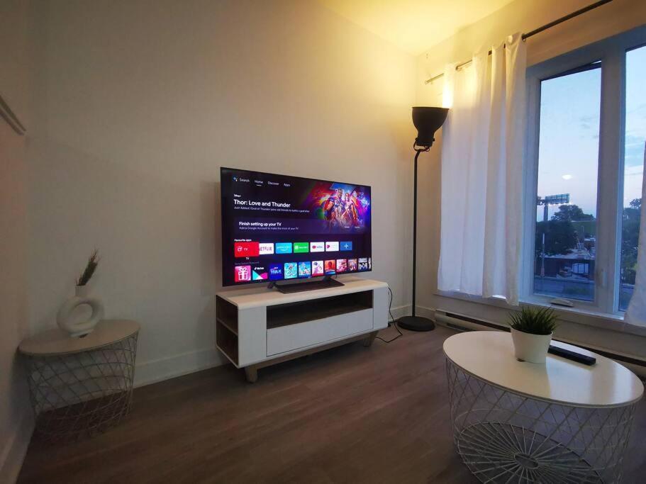 Lovely Studio In Longueuil, Near Downtown Montreal Διαμέρισμα Εξωτερικό φωτογραφία