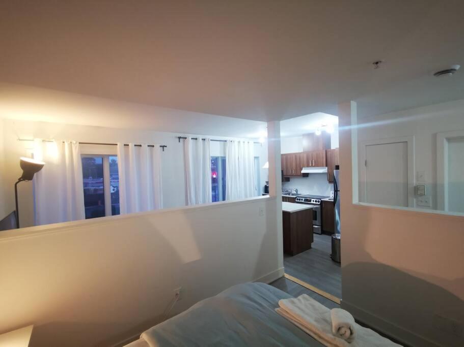 Lovely Studio In Longueuil, Near Downtown Montreal Διαμέρισμα Εξωτερικό φωτογραφία
